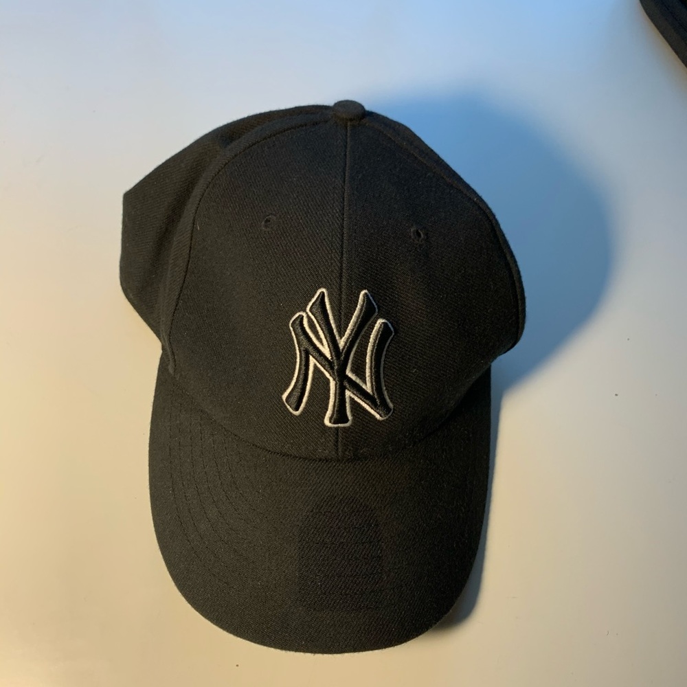 Yankees cap